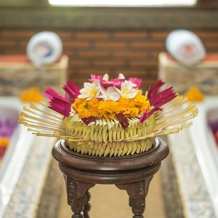 Weda Cita Resort And Spa By Mahaputra Ubud Exteriör bild A sirih junjung