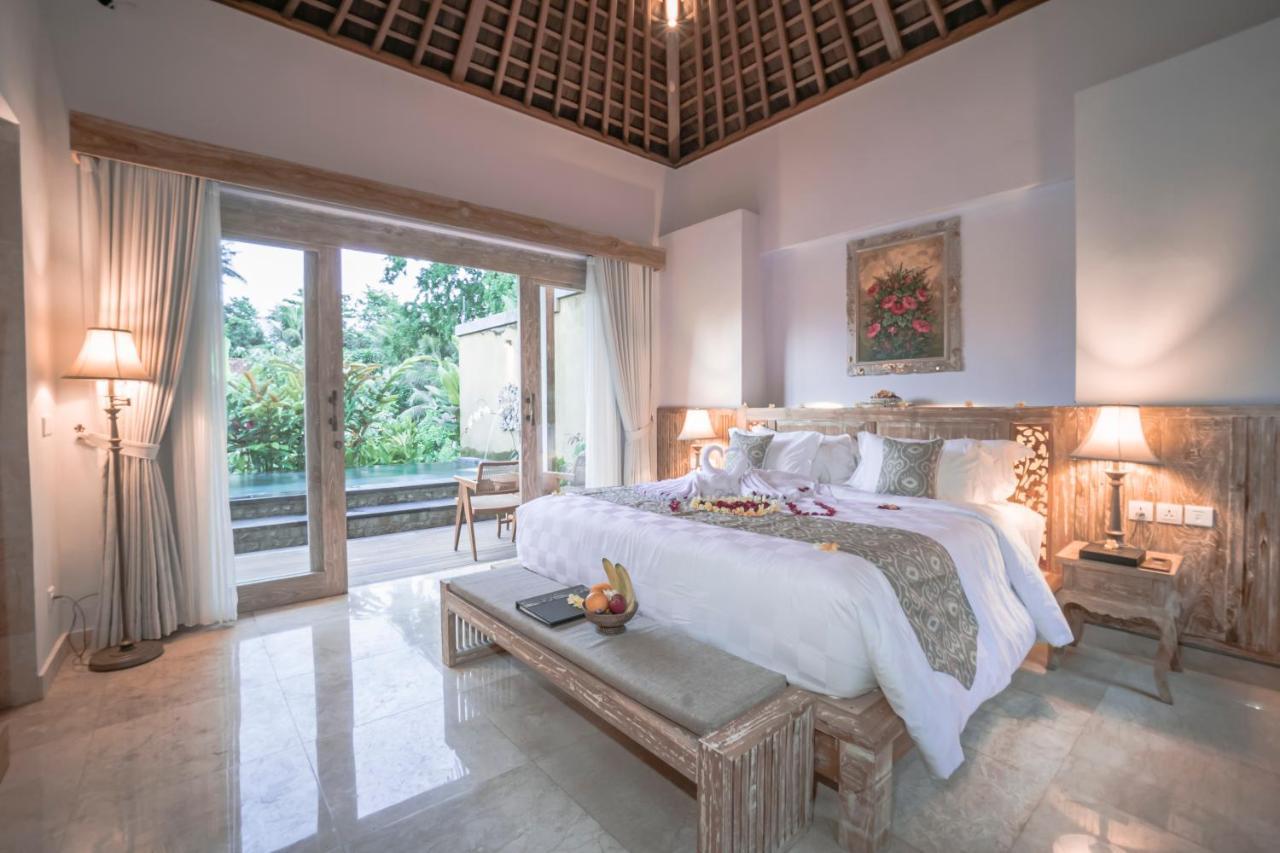 Weda Cita Resort And Spa By Mahaputra Ubud Exteriör bild A bedroom at the hotel