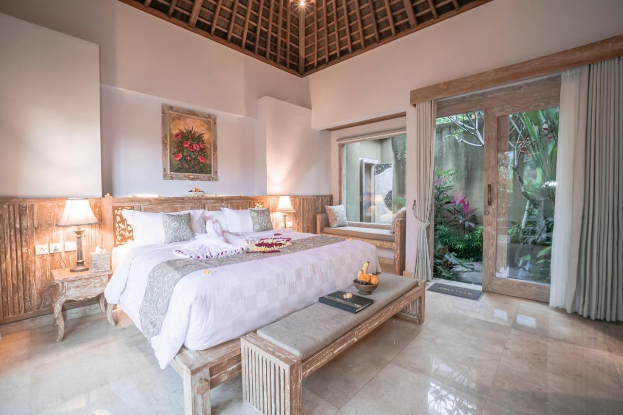 Weda Cita Resort And Spa By Mahaputra Ubud Exteriör bild A bedroom at the resort